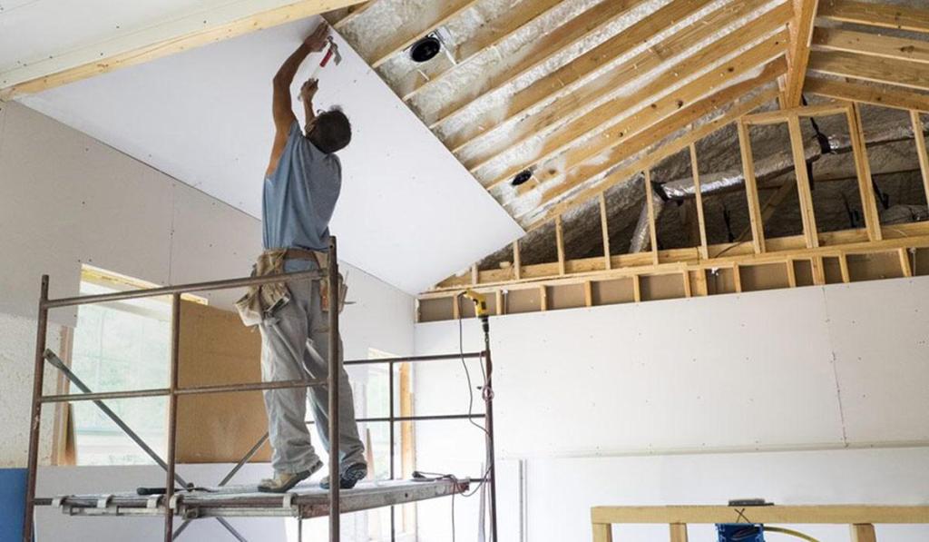 A contractor who owns Delaware Contractor License is working on rebuilding a client’s ceiling